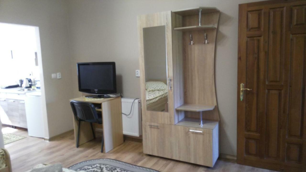 Apartments I & I แบรฮอฟ ภายนอก รูปภาพ